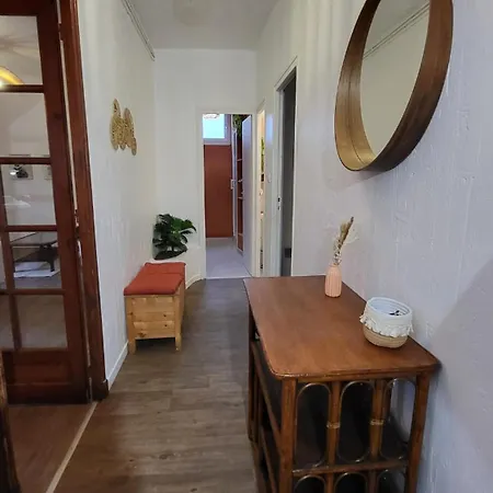 Renove Confort - Au Pied Des Pyrenees Διαμέρισμα *